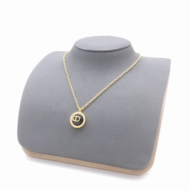 Item No. Dxl0242 Dio* Latest style black necklace, consistent with batch Z, bras