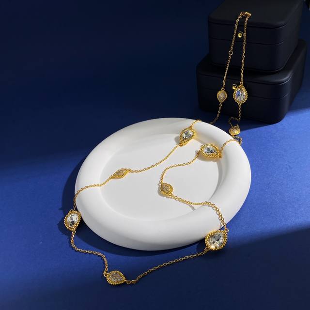 Bs80 Autumn/Winter New Arrival Boucheron Beaded Teardrop Zirconia Full Diamond L