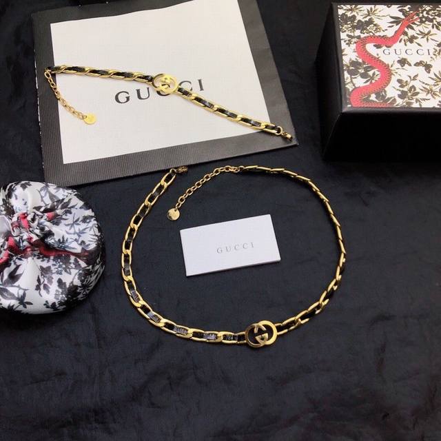 Gucci necklaces and bracelets, hot-selling new styles, retro distressed metal in