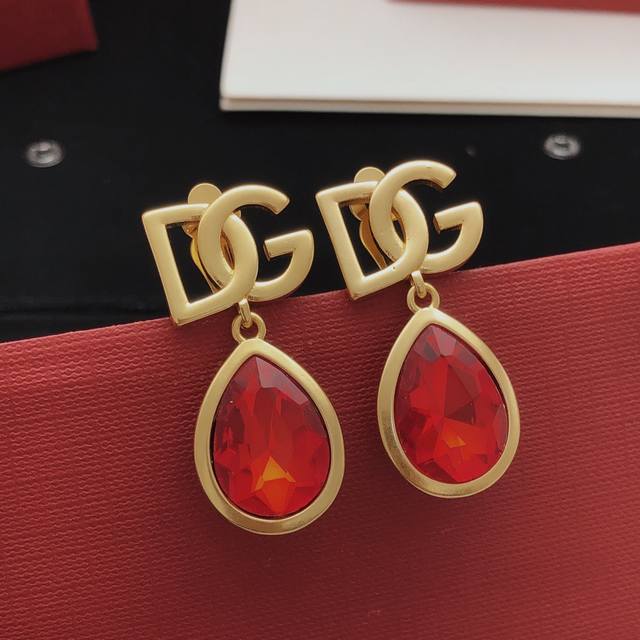 Item No. Dged0050 Dg* Latest style teardrop red gemstone crystal stud earrings,