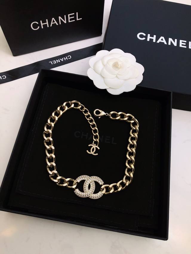 Chanel 1 New Arrival Chanel designer necklace, original brass material, 18K gold