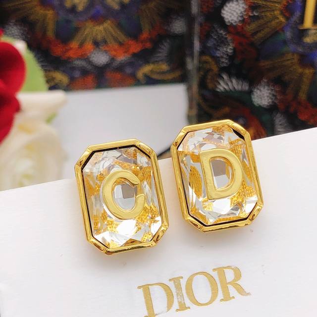 Item No. Ded0458 Dio* Latest Cd Square Rock Candy Crystal Earrings, Batch Z, Bra
