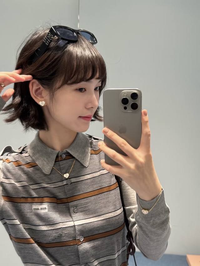 Necklace and bracelet, made by us (Ddd)