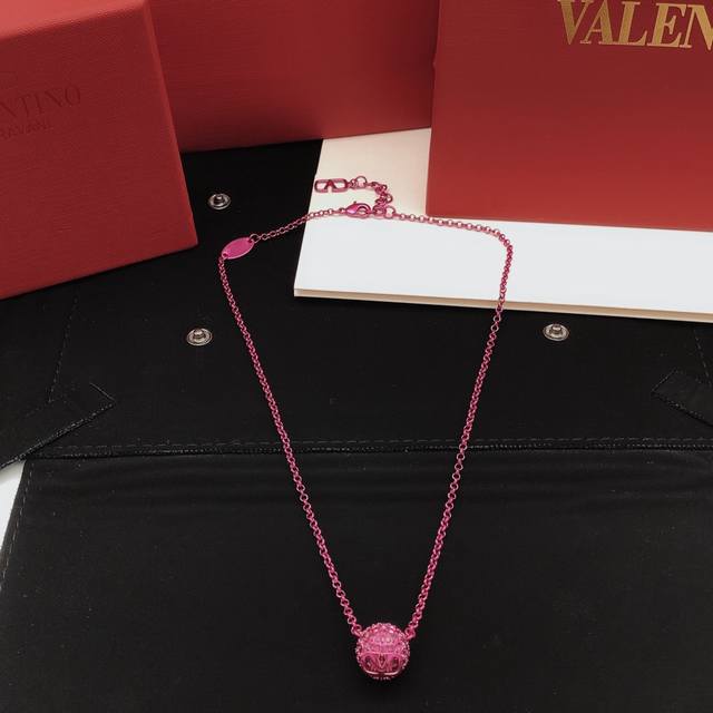 Item No. Vxl0025 Valentino Necklace, Spherical Diamond-Studded Purple Ddd