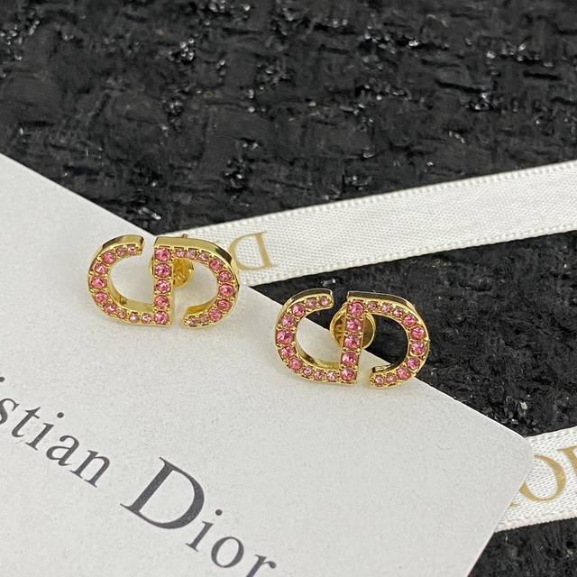 Code E1249 Dijia Earrings are a hot new arrival! Exclusive high-end quality phot