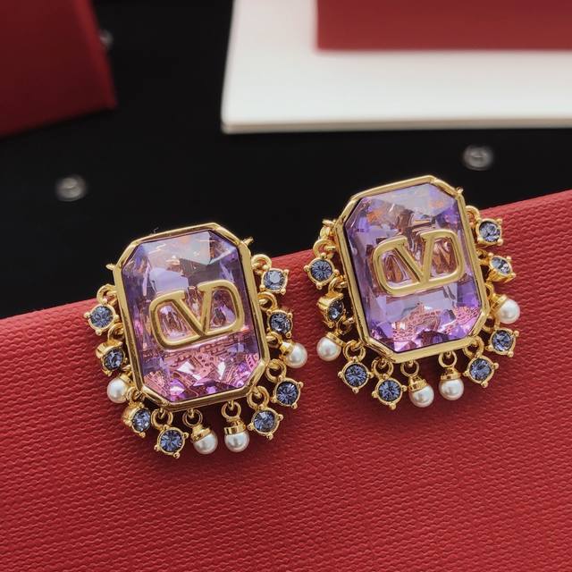 Item No. Ved0267 Valenti*O Latest Square Purple Stud Earrings, Same as Zp, Brass
