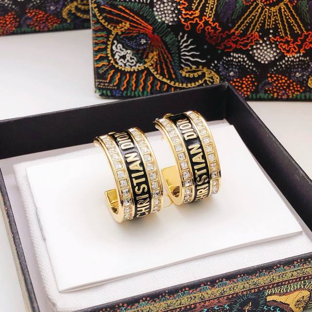 Item No. Ded0666 Dio* Latest style square diamond black ear hooks, matching Zp b