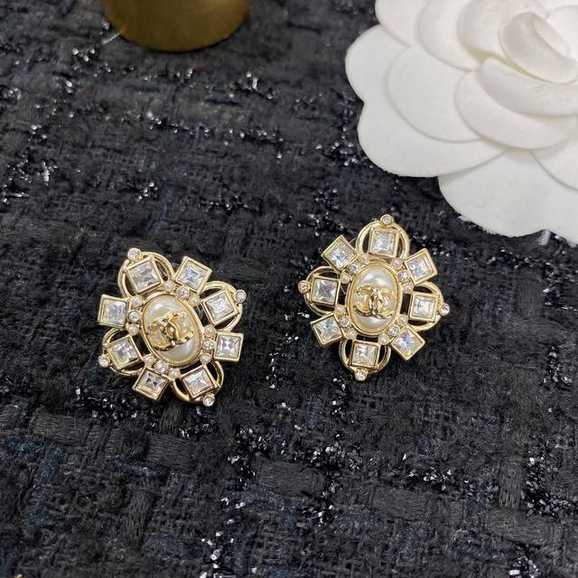 Code E1466 earrings, hot-selling style, newly arrived! Ddd, exclusive high-end q