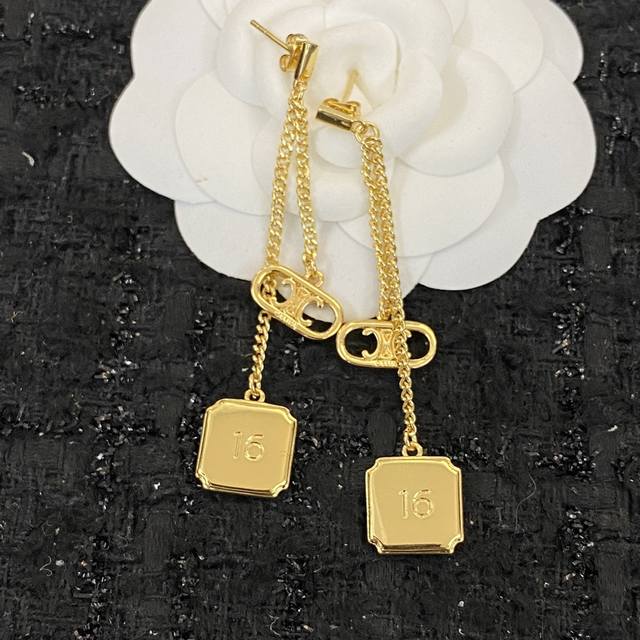 Code E1405 earrings, hot-selling style, newly arrived! Ddd, exclusive high-end q