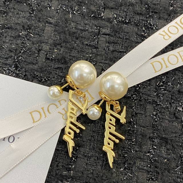 Code E1400 earrings, hot-selling style, newly arrived! Ddd, exclusive high-end q