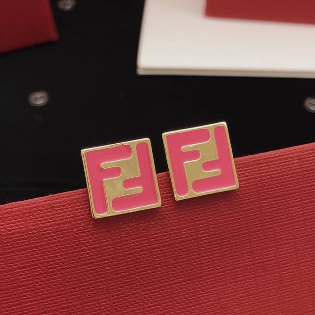 Item No. Fded0103 Fend* Latest square red earrings, same style as Zp, made of br