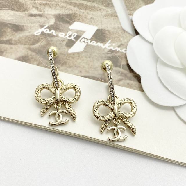 Today's New Arrival Code E3208 0246825 Chanel earrings hot-selling new arrival C