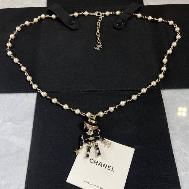 Xm0634 Scented Robot Doll Long Pearl Necklace 25 Autumn/Winter Newest Style! Pin