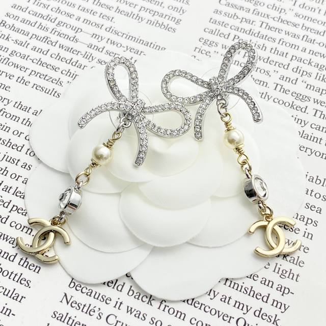 Today's New Arrival Code E3209 0257820 Chanel earrings hot-selling new arrival C