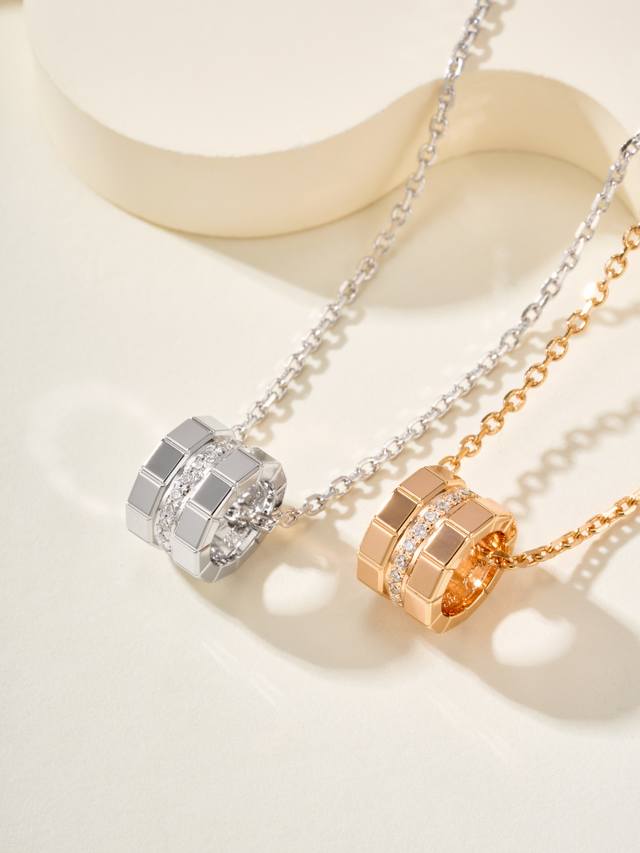 Chopard Little Ice Cube Collection Narrow Diamond Necklace. A cool, chic aesthet