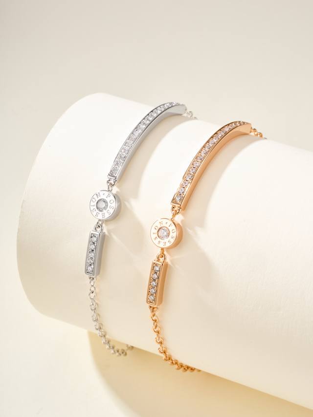 Possession - Good fortune is coming! Wearing this will bring you luck!