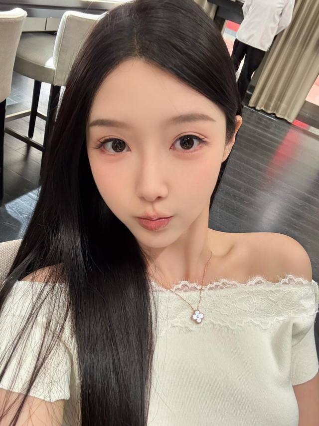 Sterling Silver/V Gold - Our Christmas Limited Edition Four-Leaf Clover Mother-o