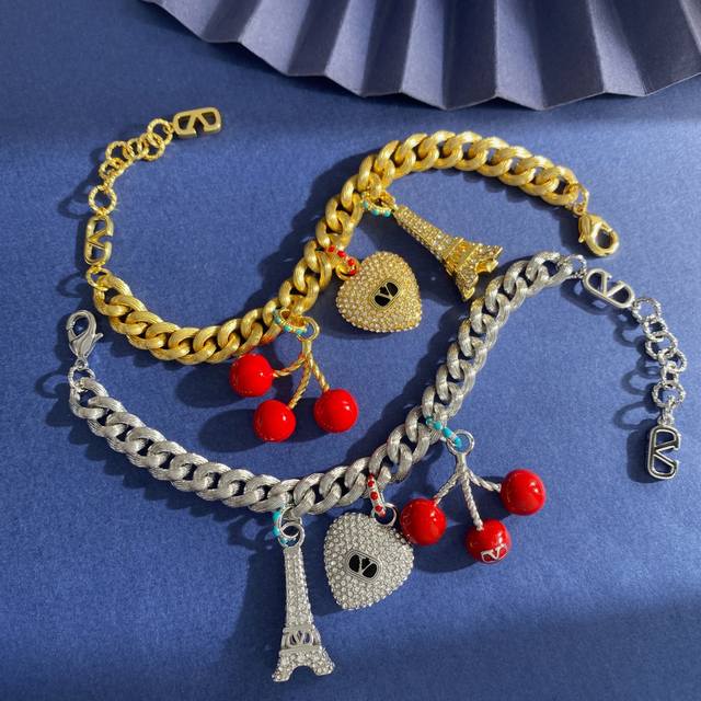 Bracelet Hl92 Valentino European and American style elegant red enamel cherry an