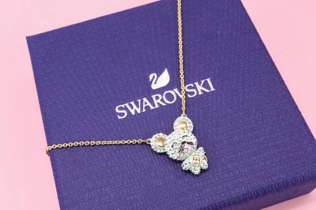 Swarovski Cartoon Zodiac Rat Series Clavicle Necklace This adorable and charming