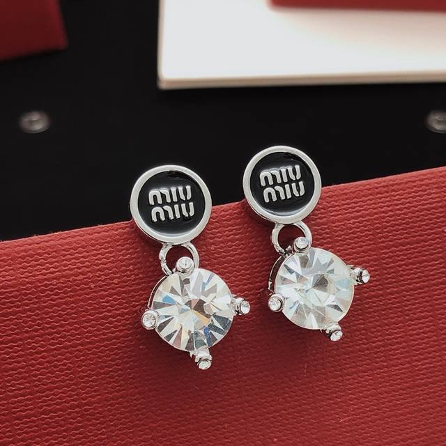 Item No. Med0034 Miumi* Latest Black Round Drill Earrings, Batch Z, Brass Materi