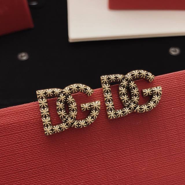 Item No. Dged0051 Dg* Latest style embossed earrings, consistent with batch Z, b