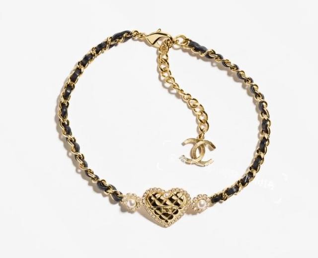 Ch Nel 24 Diamond Pattern Heart Lambskin Necklace. Featuring gold hardware and a