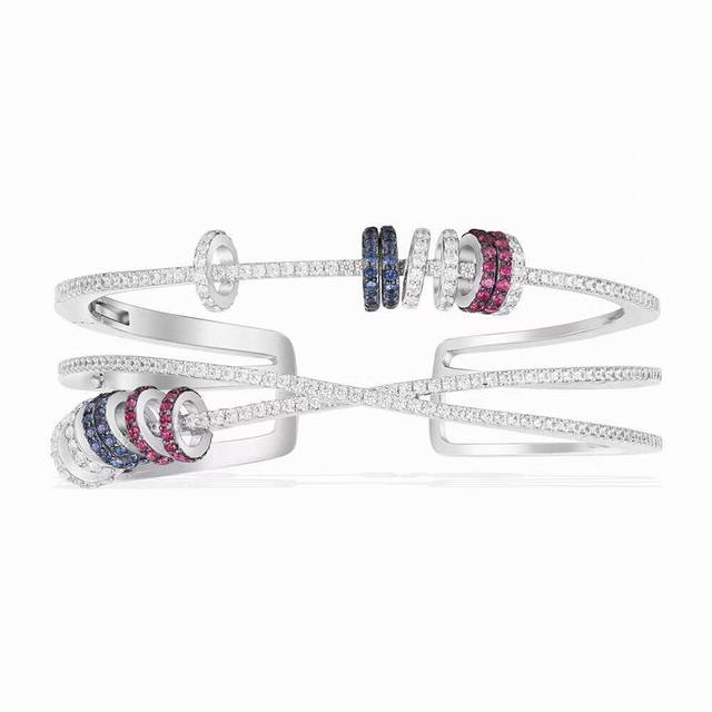 Batch A, Monaco Triple-Ring Diamond Multi-Circle Lucky Charm Bangle! This design