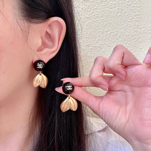 Chanel Double C Earrings Ddd