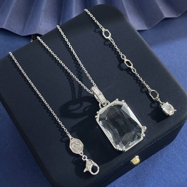 Sh93 Swarovski European and American Fashion High-End White Diamond Octagonal Cu