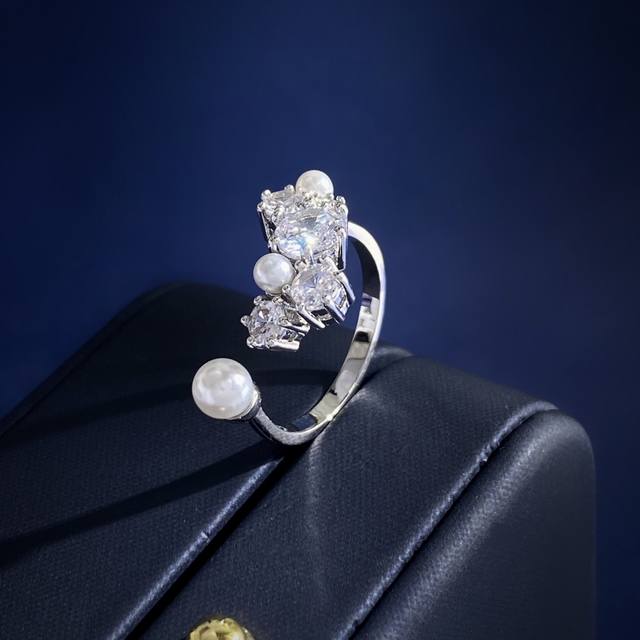 Ring Sh93 Swarovski Fashionable and High-End Round Cut White Diamond Small Pearl