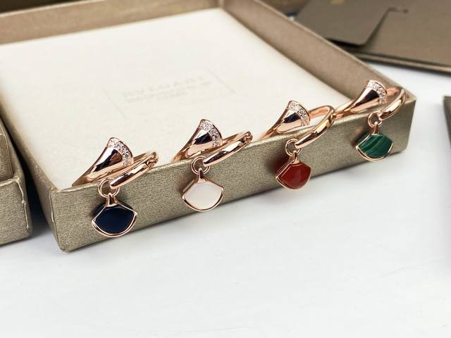 Bvlgari Diva Dress Series Fan-Shaped Black Agate, Red Agate, White Mother-of-Pea