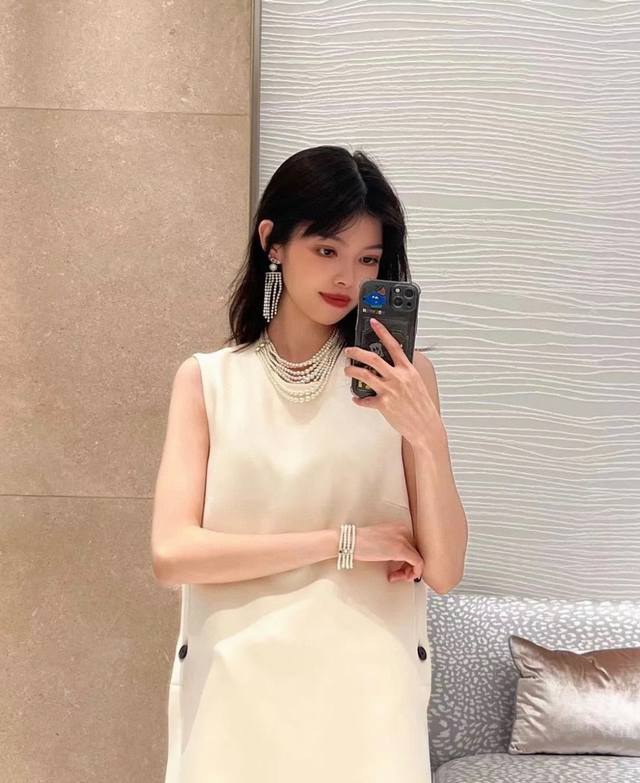 We have a large production volume. For inquiries, please contact Fu Dor. These t