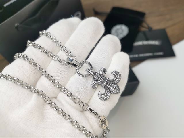 Chrome Hearts Diamond Anchor Necklace Ddd