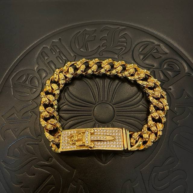 This is a high-quality Chrome Hearts gold bracelet with a classic all-over flora