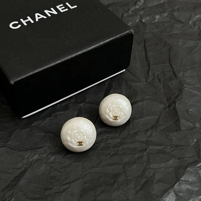 Chanel vintage earrings. Chanel's designs truly need no introduction; every piec