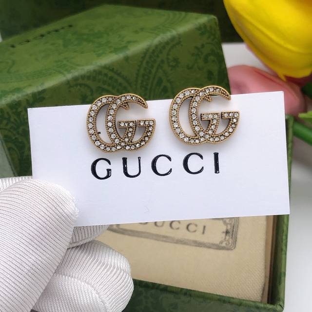 Item No. Ged0090 Gucci Double G Diamond Mini Stud Earrings Ddd