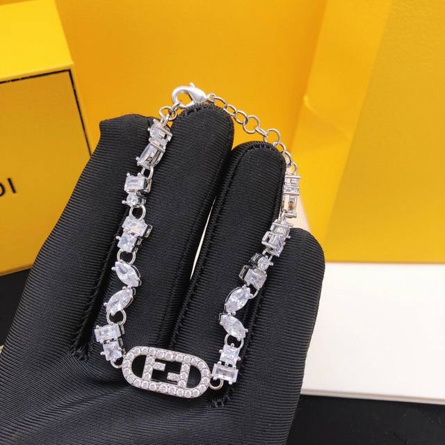 Item No. Fdsl0004 Fendi bracelet with marquise diamond Ff diamond setting Ddd