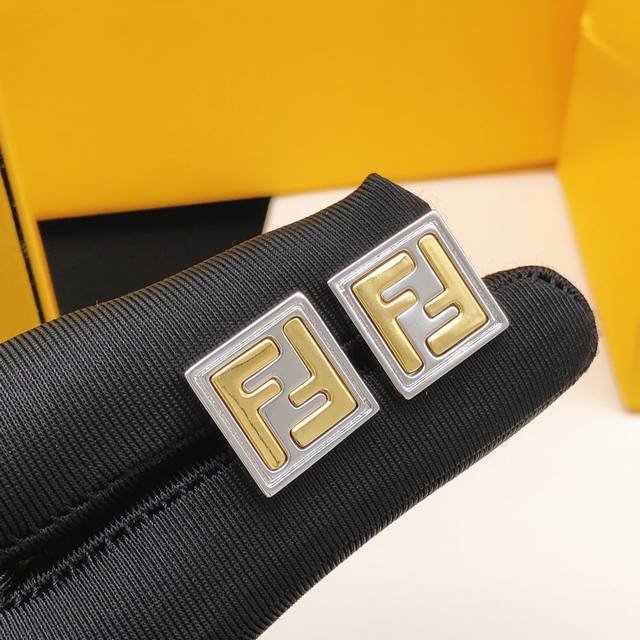 Item No. Fded0019 Fendi square stud earrings Ddd