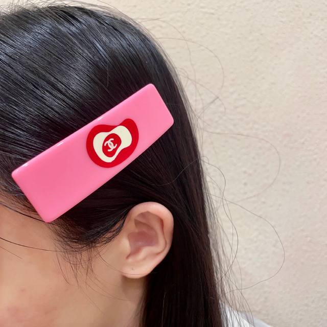 Chanel Double C Hair Clip Ddd