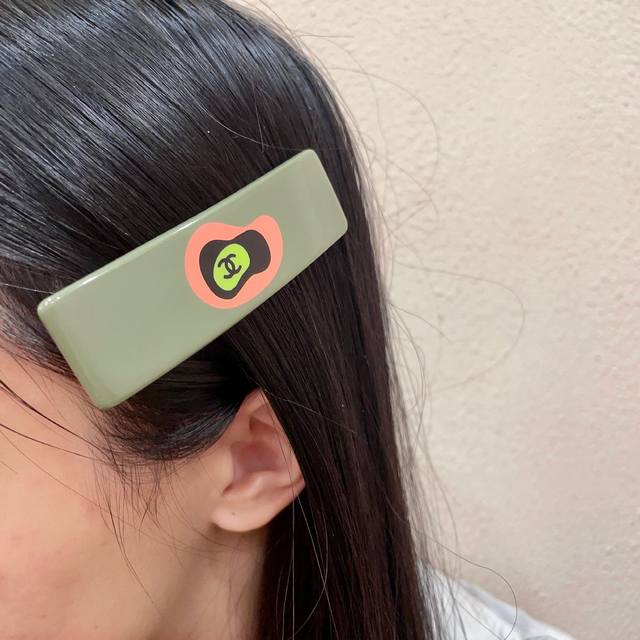 Chanel Double C Hair Clip Ddd