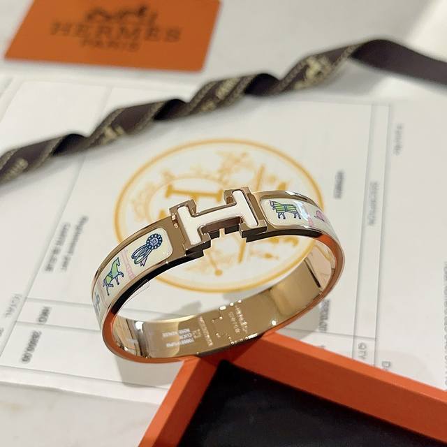 Hermes bracelet, V gold original custom-made Hermes bracelet. The enamel craftsm