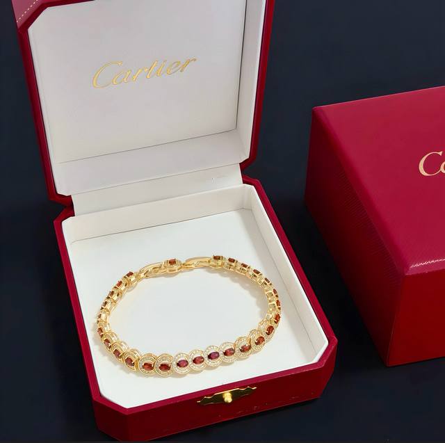 Cartier diamond-set bracelet, high-end custom version. Diamond setting craftsman
