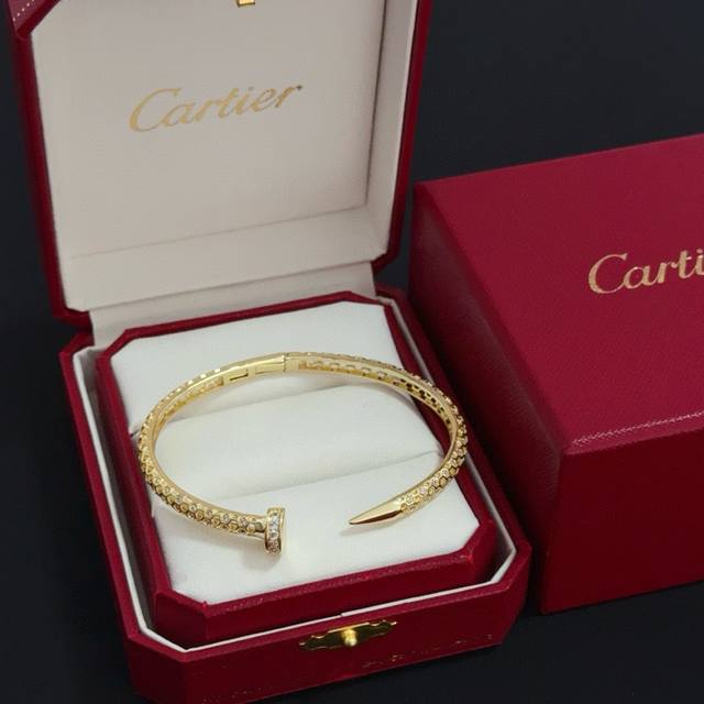 Cartier Diamond-Set Nail Bangle, High-End Custom Version. Diamond setting crafts