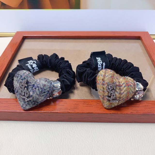 YSL Saint Laurent Hair Tie, Heart-shaped Wool Hair Tie, Everyday Exquisite Small