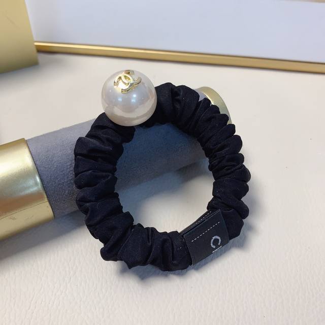 Chanel Mini Hair Ties, Pearl Hair Ties, Everyday Exquisite Small Item, Elegant a