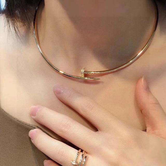 This year's new Cartier nail-set diamond choker necklace in 24K stainless steel