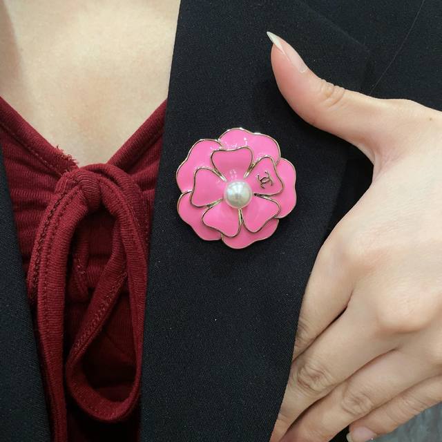 Chanel's newest brooches are now available at boutiques. Chanel brooches are the