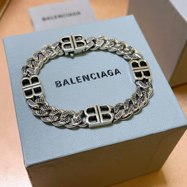 Original Balenciaga bracelet, brand new, identical to those in boutiques. A hot-