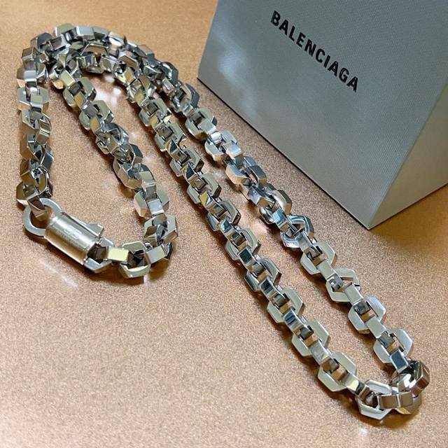 High-quality original Balenciaga necklace, brand new. Exquisite details and work