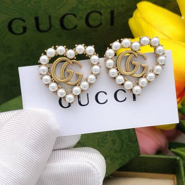 Item No. Ged0103 Gucci New Double G Heart Seed Bead Stud Earrings Ddd